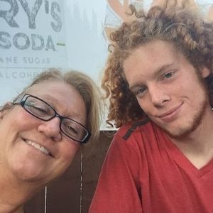 Meet your Posher, Broderick